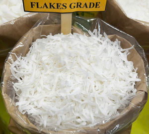 Vietnam High Fat Desiccated <b>Coconut</b> <b>Flakes</b> Dried <b>Coconut</b> Meat Slices For Granola Yogurt Topping Snack Ingredient Retail Use - Product Image 5