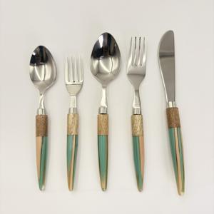 Ensemble de couverts de table classiques en acier inoxydable pour hôtel et banquet de mariage, couteau, cuillère, fourchette, accessoire de cuisine avec manche en bois - Product Image 3