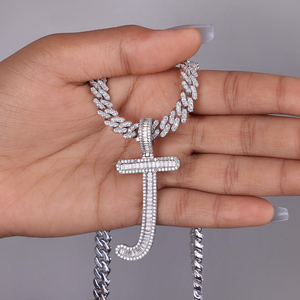Collar con Colgante de Letra J con Moissanita, Joyería con Letras Incrustadas, Regalo de Lujo Estilo Hip Hop para Hombres y Mujeres - Product Image 3