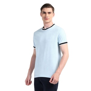 T-shirt tendance pour homme à manches courtes, respirant, écologique, en spandex/coton, avec tailles et couleurs personnalisées, parfait pour un style décontracté et streetwear - Product Image 1