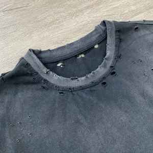 Fabricantes de Ropa Personalizada: Camiseta de Hombre Vintage Desgastada con Lavado Ácido, Estilo Oversize, 100% Algodón Transpirable de Secado Rápido - Product Image 2