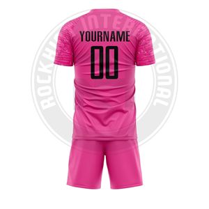 Ensemble d'uniformes de football personnalisés pour équipe, maillot et short durables et à séchage rapide pour les entraînements, les matchs et les tournois - Product Image 2