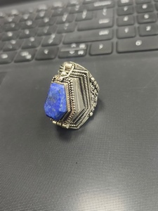 Boîte à main miniature avec compartiment secret pour bague en pierre précieuse pour homme, mini coffre-fort pour bijoux, cadeau unisexe. - Product Image 6