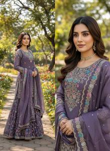 Traje Anarkali Sharara de Seda Bordada JMC para Mujer con Dupatta Bordada en 4 Lados, Colección Premium - Product Image 3