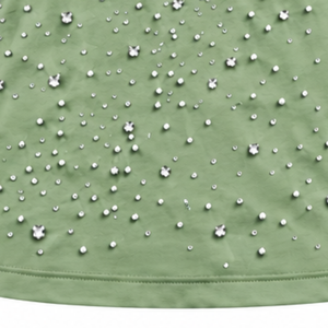 T-shirt unisexe vert sauge orné de perles, col rond élégant, manches courtes, haut perlé tendance pour le streetwear décontracté et le quotidien - Product Image 6