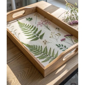 Plateau de service rectangulaire en bois 38x25cm, design minimaliste, bois massif, plateau durable pour plats - Product Image 6