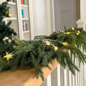 2 Ghirlande di Pino Norfolk Realistiche da 1,8 m, Effetto Tocco Naturale, Ghirlanda Invernale Natalizia, Decorazioni Natalizie per Interni ed Esterni, Artificiale - Product Image 1