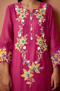 Ensemble kurta en soie rose fuchsia brodé avec dupatta, tenue traditionnelle indienne et pakistanaise pour femmes, vêtements de mariage - Product Image 6