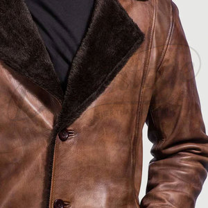 เสื้อโค้ทหนังแท้สีน้ำตาลวินเทจพรีเมียมสำหรับผู้ชาย - แจ็คเก็ตหนังแกะสำหรับฤดูหนาวความยาวปานกลางพร้อมปกขนเฟอร์เทียม - Product Image 2
