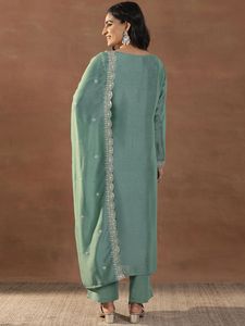 Ensemble prêt-à-porter entièrement cousu en soie Vichitra avec broderie à motifs de designer, comprenant un haut, un bas et un dupatta. - Product Image 3