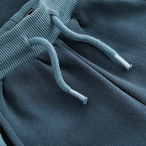 Fournisseur de vêtements de sport Ensemble de gym pour jeunes Vêtements de sport respirants Vente en gros Ensemble d'entraînement pour enfants Ensemble de gym léger pour la remise en forme - Product Image 5
