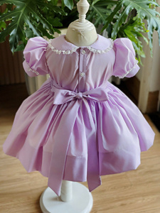 Robe élégante smockée en coton biologique et ensemble pour bébé garçon, coupe ample, doux et confortable, imprimé floral et animalier, ODM toutes saisons - Product Image 4