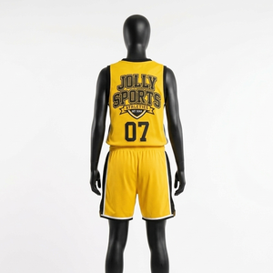 Ensemble short de basket en maille polyester premium respirant jaune avec bordure noire sur les côtés et logo en twill pour femmes - Product Image 4