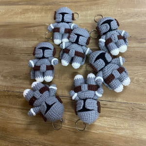 Poupée Amigurumi au crochet faite à la main, jouet tricoté sur mesure, décoration en fil, cadeau, vente en gros TUYET DUNG CBL-1 Fabriqué au Vietnam - Product Image 6