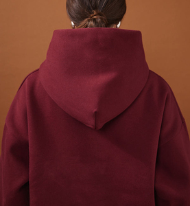 Sudadera con capucha personalizada de alta calidad, estilo streetwear, 100% algodón French Terry, teñido liso, color borgoña, estilo vintage, corte holgado, con cremallera. - Product Image 5