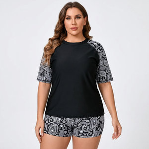 เสื้อว่ายน้ำผู้หญิงสีดำลายพิมพ์ลายเพสลีย์แขนสามส่วนแห้งเร็ว - Product Image 1