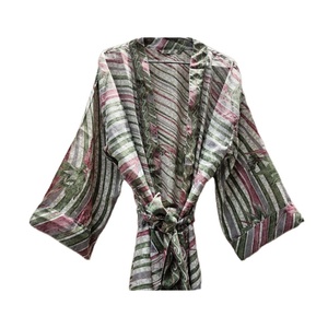 Kimono Sari de seda Vintage para mujer, Vestido tipo kimono, albornoz, vestido largo ligero, ropa de verano, kimono surtido, cómodo - Product Image 4