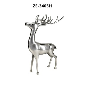 Escultura Abstracta Moderna de Aluminio Negro Niquelado, Hecha a Mano, de Lujo, para Decoración de Interiores de Hotel y Vestíbulos - Product Image 1