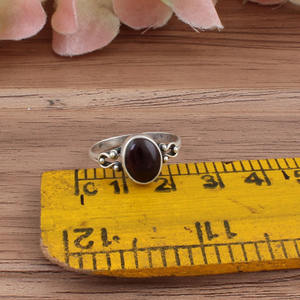 Bague en grenat rouge faite à la main, sertie clos, en argent sterling 925, style classique, pierre de naissance de janvier, bijoux naturels d'artisanat artisanal, vente en gros - Product Image 5