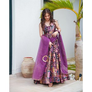 Robe Anarkali de créateur et dupatta pour tenue de soirée, vêtements indiens et pakistanais - Product Image 3