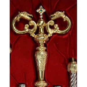 Crosse d'évêque liturgique pastorale traditionnelle en laiton moderne, fabriquée à la main, pour cérémonies religieuses, directement de l'usine - Product Image 5