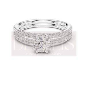 Anillo Solitario de Diamante Redondo Brillante Plateado Blingls con Banda Pavé, Conjunto Nupcial para Mujer, Venta al por Mayor de Joyería Fina - Product Image 1