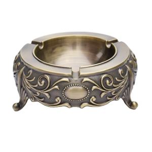 Cenicero de Metal Redondo con Diseño Grabado, Acabado Dorado Antiguo, Accesorios para Fumar, Cenicero para Cigarros, Precios de Oferta - Product Image 1