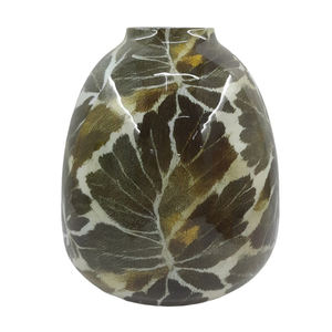 Vase à fleurs décoratif en fer de style antique, finition marron, pour la décoration de la maison et des hôtels, vase en métal fait à la main - Product Image 1