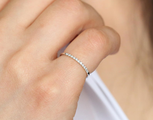 Anillo Clásico de Oro Amarillo con Diamante para Mujer, Corte Brillante Redondo, Piedra Natural, Anillo de Boda, 0.11 Quilates - Product Image 3
