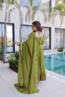 Conjunto de Kurta Prémium Mul Chanderi Listo para Usar con Pantalón de Seda Romana, Tallas M a XXL, con Trabajo de Espejos y Encaje, Traje para Fiesta