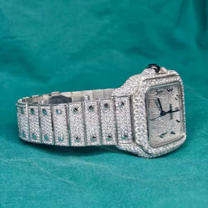 Reloj de Lujo para Hombre de Cuarzo y Acero Inoxidable con Detalles de Diamantes, Resistente al Agua 5ATM, Esfera Analógica Moderna, Caja Cuadrada y Cierre de Mariposa - Product Image 1