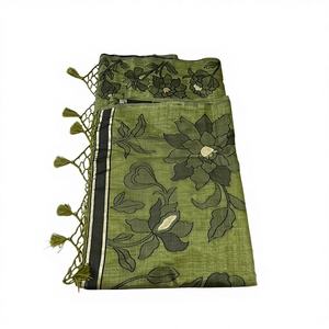 Sari Tradicional Floral Kanak Royale de Viscosa para Fiestas, Verano e Invierno, Sin Arrugas, Absorbe la Humedad - Product Image 2