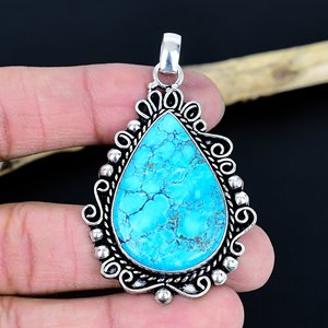 Pendentif chrétien artisanal en turquoise, bijoux en argent sterling - Product Image 2