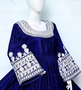 Robe afghane Kutchi brodée, vêtements ethniques tribaux, tissu de la meilleure qualité, robe traditionnelle afghane Kuchi fabriquée en Afghanistan - Product Image 4