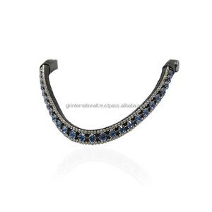 Diadema para Caballo de Cuero Negro con Cristales Florales Azules y Blancos, Diseño Curvo, Estilo Mega Bling, a Precio Económico - Product Image 1