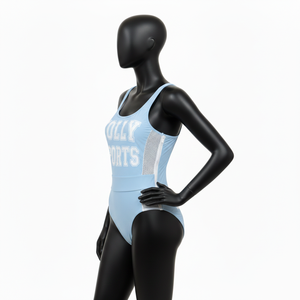 Traje de Baño Premium para Mujer en Nailon y Spandex GSM, Color Azul Claro, Paneles Laterales de Malla, Logotipo Personalizado por Transferencia Térmica - Product Image 4