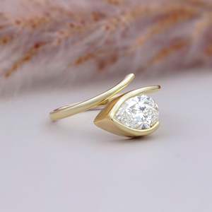 Bague Opulenza – Design de luxe exquis avec un éclat brillant pour une élégance au quotidien, bijoux en diamant - Product Image 3