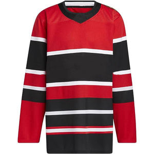 Tenues de rugby pour hommes entièrement sublimées, kits personnalisés avec nom d'équipe imprimé, maillot et short de rugby respirants 100% polyester - Product Image 1