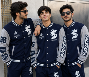 Veste universitaire personnalisée pour homme, veste de baseball en laine bleue avec manches en cuir gris et patch brodé, style bomber - Product Image 5