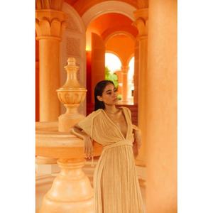 Vestido maxi de verano casual de estilo bohemio con cuello en V profundo, manga casquillo, plisado, de gasa, con abertura alta y ajuste holgado, en tendencia, al por mayor - Product Image 2