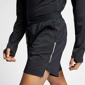 กางเกงขาสั้นผู้ชายแบบใหม่สำหรับฤดูร้อน เนื้อผ้าบางเบา แห้งเร็ว สไตล์ลำลอง ทรงหลวม ไซส์ใหญ่ เหมาะสำหรับเล่นกีฬา - Product Image 1