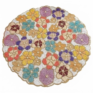 Nouveau design fait main, set de table en verre perlé à motif floral, pour mariage, fête et décoration intérieure - Product Image 5