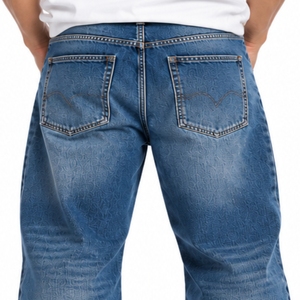Pantalon en jean pour homme, bleu délavé, coupe décontractée, jean décontracté, style coupe décontractée, look jean classique, tenue décontractée au quotidien - Product Image 5