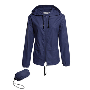 Veste de randonnée imperméable à capuche pour femme, bleu marine, manches longues, fermeture éclair, cordon de serrage à la taille, coupe régulière, pour le printemps - Product Image 1
