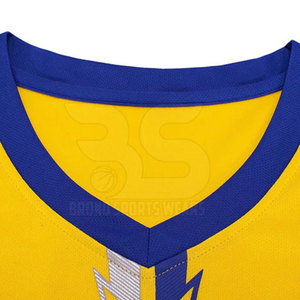 Uniforme de Fútbol Moderno para Equipos, Diseño Ligero que Absorbe el Sudor, Perfecto para Entrenamientos de Alta Energía y Uso en Partidos - Product Image 3