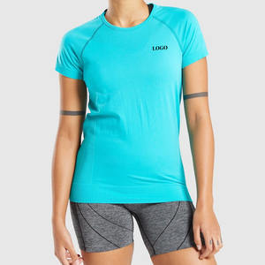 T-shirt décontracté tendance pour femme à manches courtes, style urbain, longueur standard, collection 2026 - Product Image 1