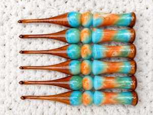 High-quality Belladec Durable Eco-Friendly <b>Crochet</b> <b>Hooks</b> Colorful Resin Handles for Hand Knitting Customized Shape Classic Style - Product Image 5