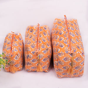 กระเป๋าเครื่องสำอางแบบพกพาขนาดใหญ่สไตล์วินเทจขายดี  ผ้าฝ้ายลายบล็อกพิมพ์  ซักได้  งานแฮนด์เมด - Product Image 1