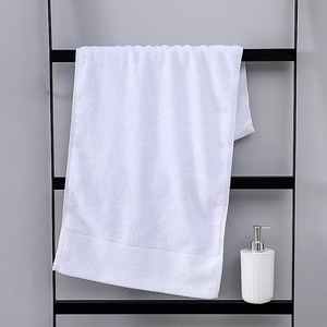 ผ้าขนหนูโรงแรมสีขาวผ้าฝ้ายเทอร์รี่ขายส่งจากโรงงานสำหรับห้องพักแขก - Product Image 4
