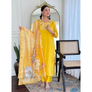 Hermoso conjunto de tela de gasa talla XL con top, pantalón y dupatta para fiestas - Product Image 5